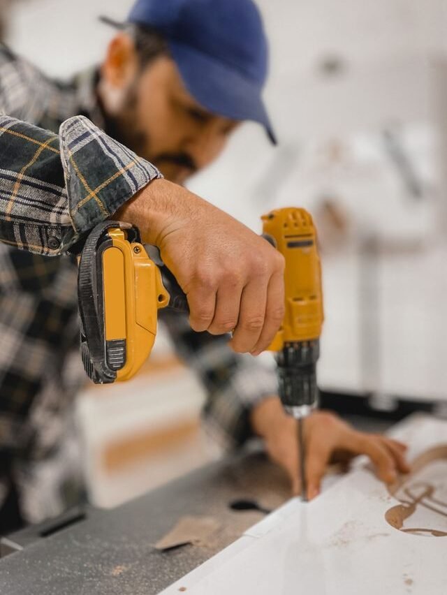 Furadeira: tudo que você precisa saber antes de comprar a primeira